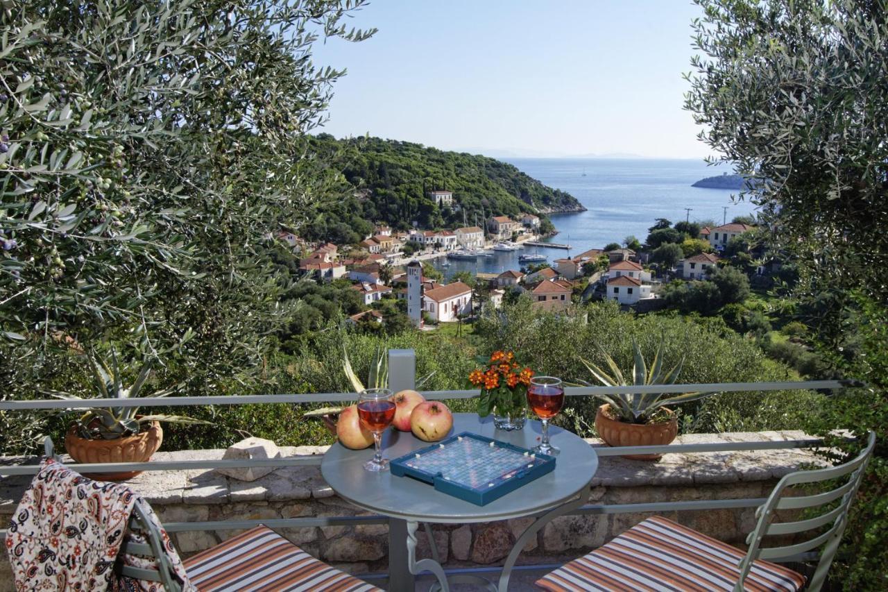 Likoudis Villas Suites ,On The Kioni,Ionian Islands Ithaca, Exterior foto